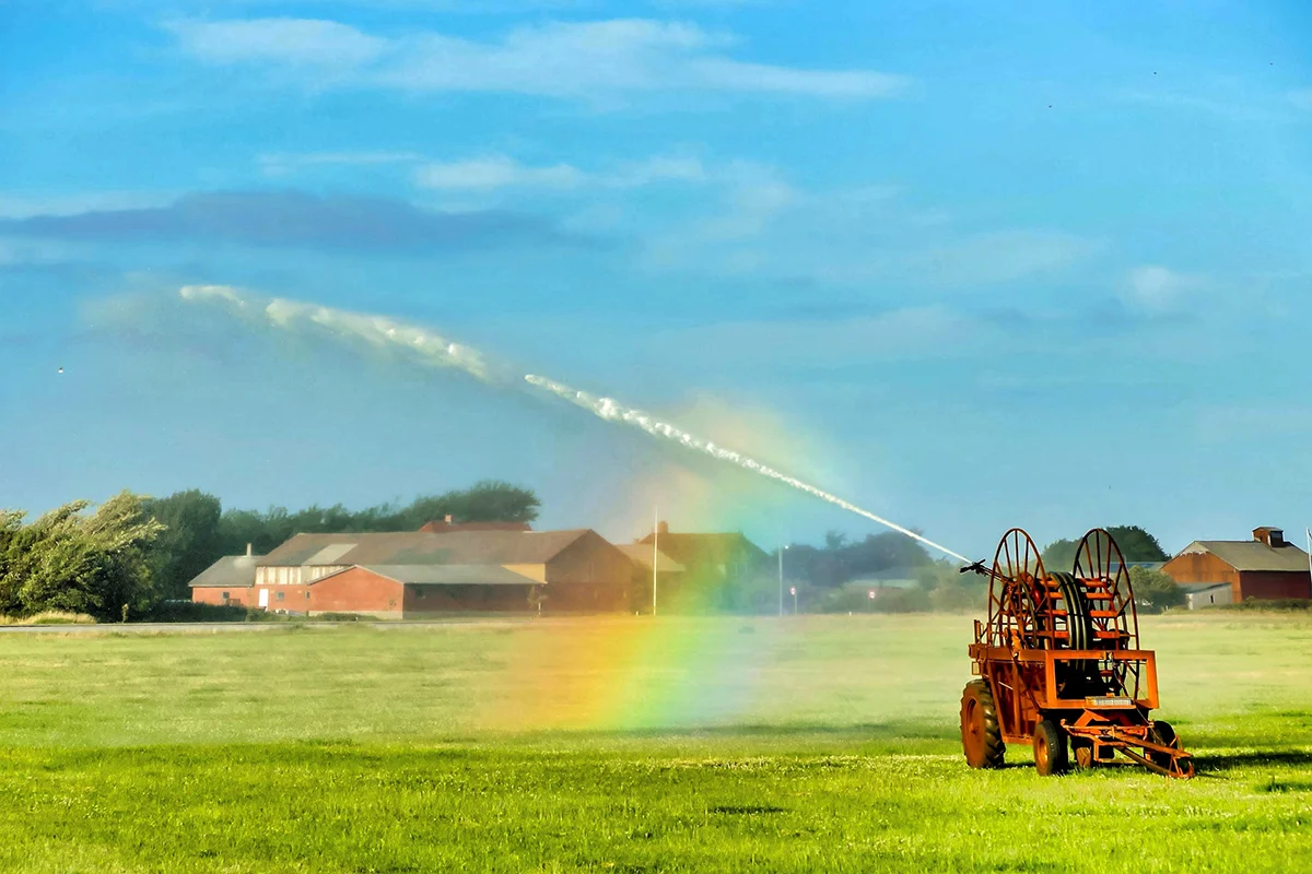 irrigation equipment using engines for agricultural machinery to supply water in farmland