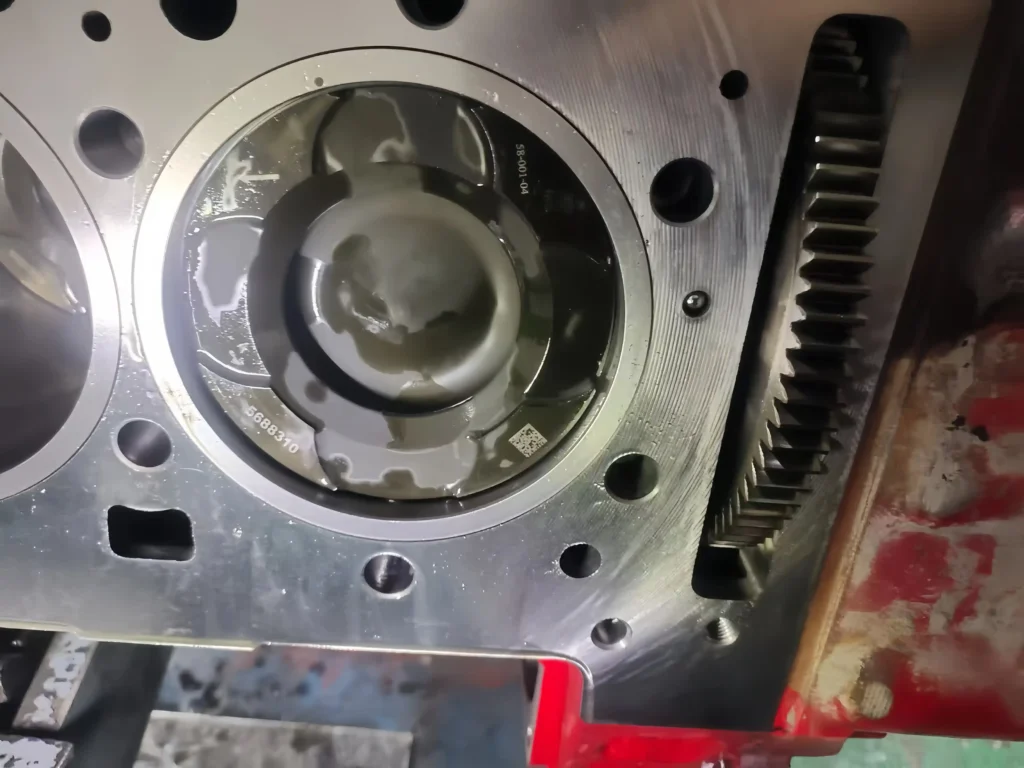 cummins x15 cylinder head